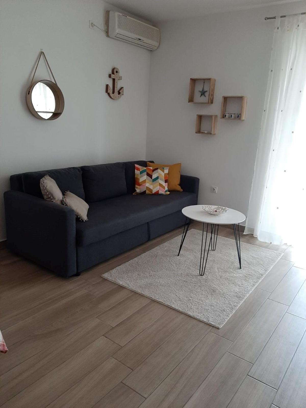 Apartman Mima Lejlighed Porat  Eksteriør billede